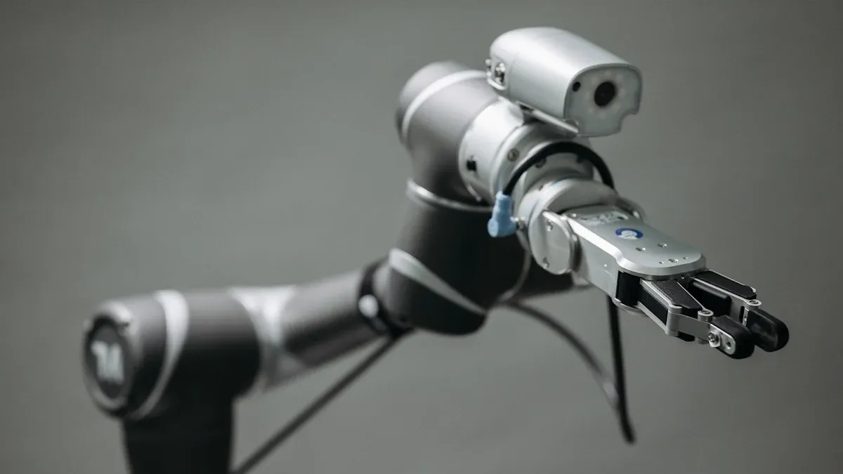 Seven ways to program Universal Robots in 2025