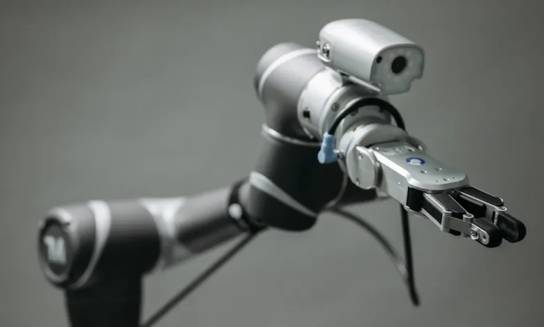 Seven ways to program Universal Robots in 2025